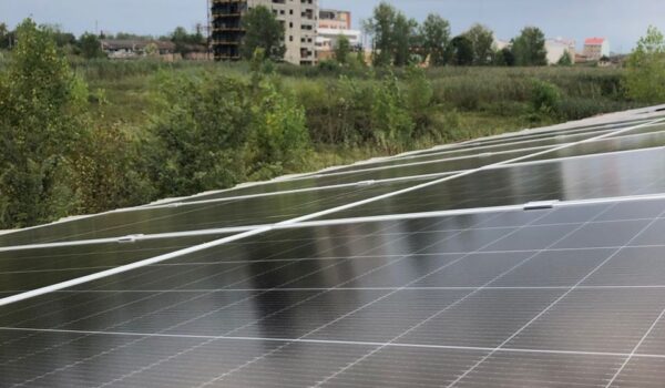 نیروگاه خورشیدی در رشت