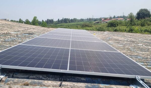 پانل خورشیدی سقف شیروانی