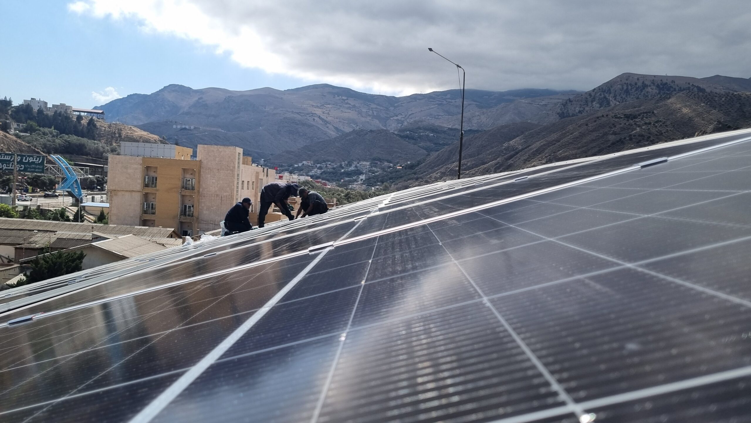 نیروگاه خورشیدی رودبار